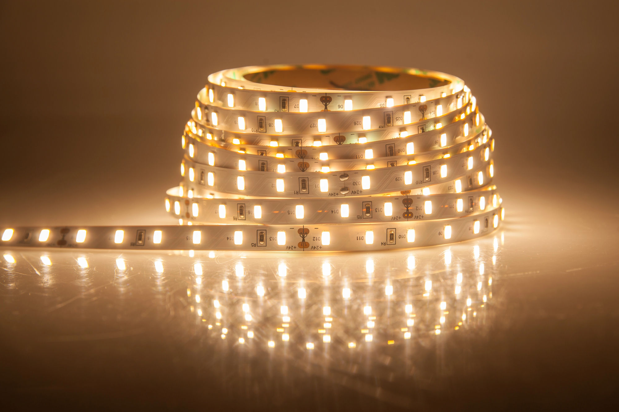 Choosing the Right Flexible LED Strip Lights Factory and LED Power Supply Suppliers for Long-Term Business Growth