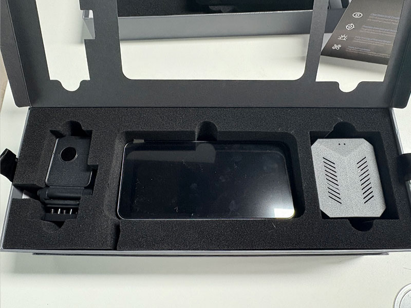 Compact, protective packaging  