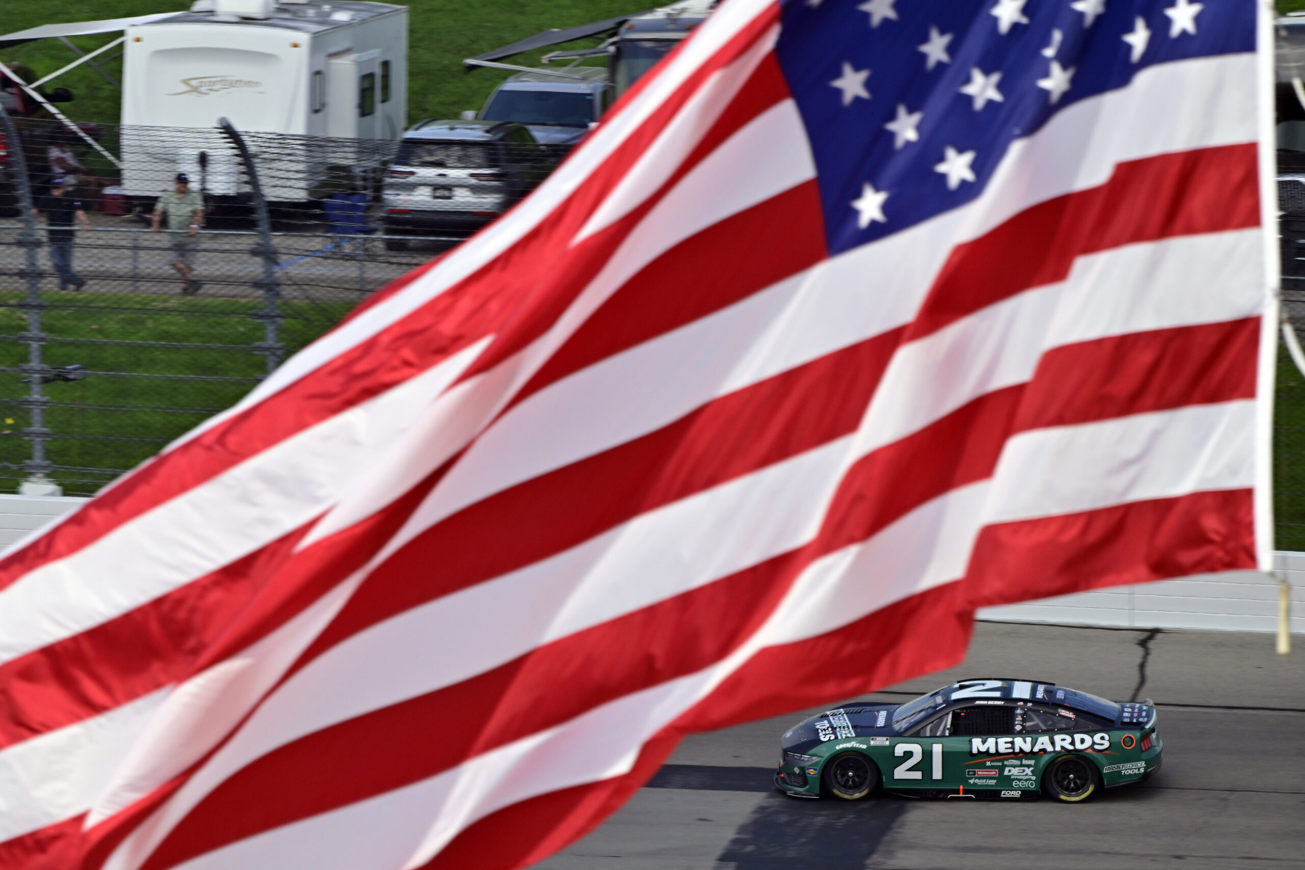 Late Surge Lands Berry 13th at Iowa