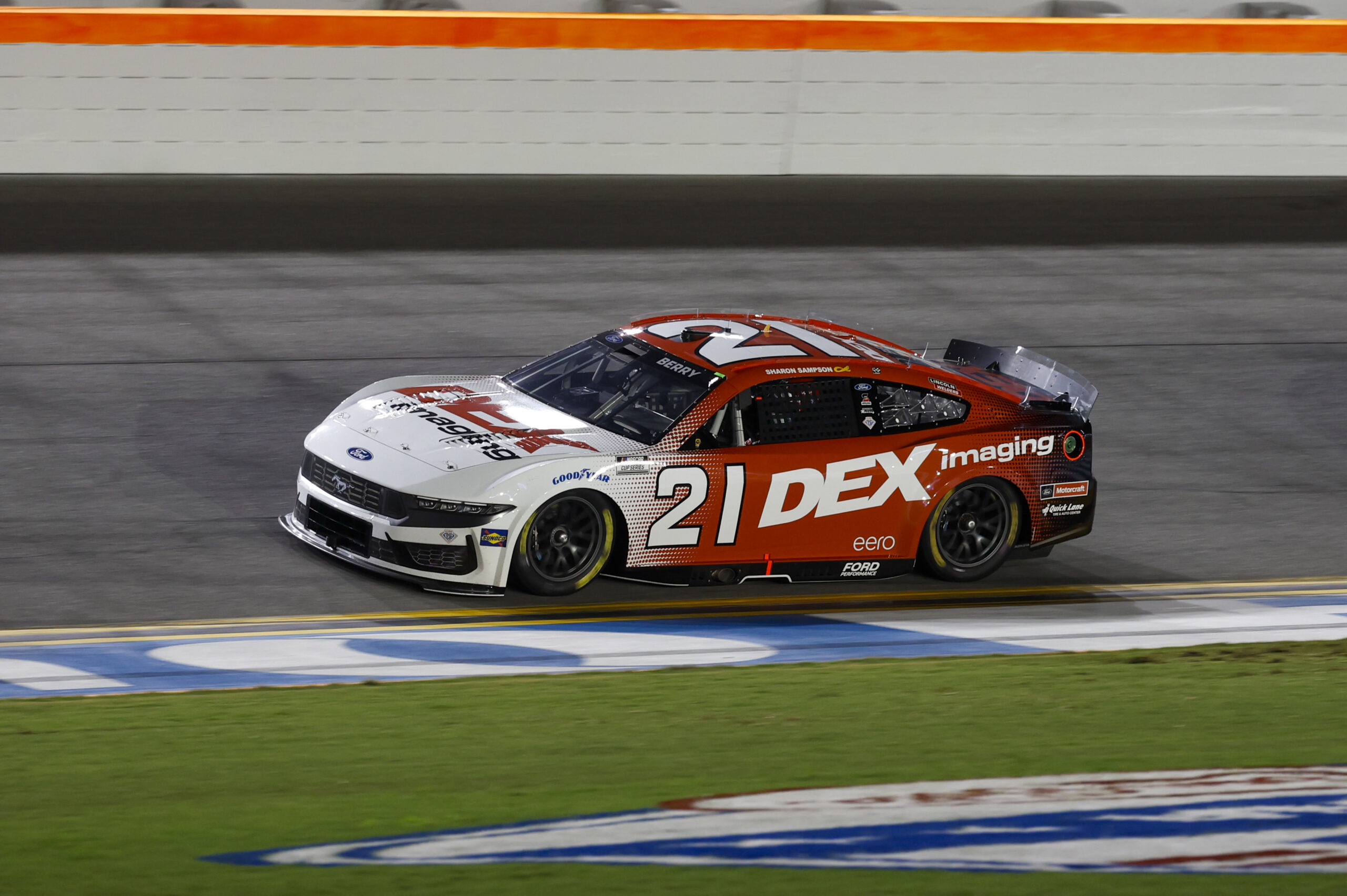 Berry Finishes 9th at Daytona