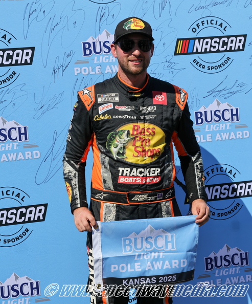 Chase Briscoe tops qualifying, scores Cup Series pole at Kansas