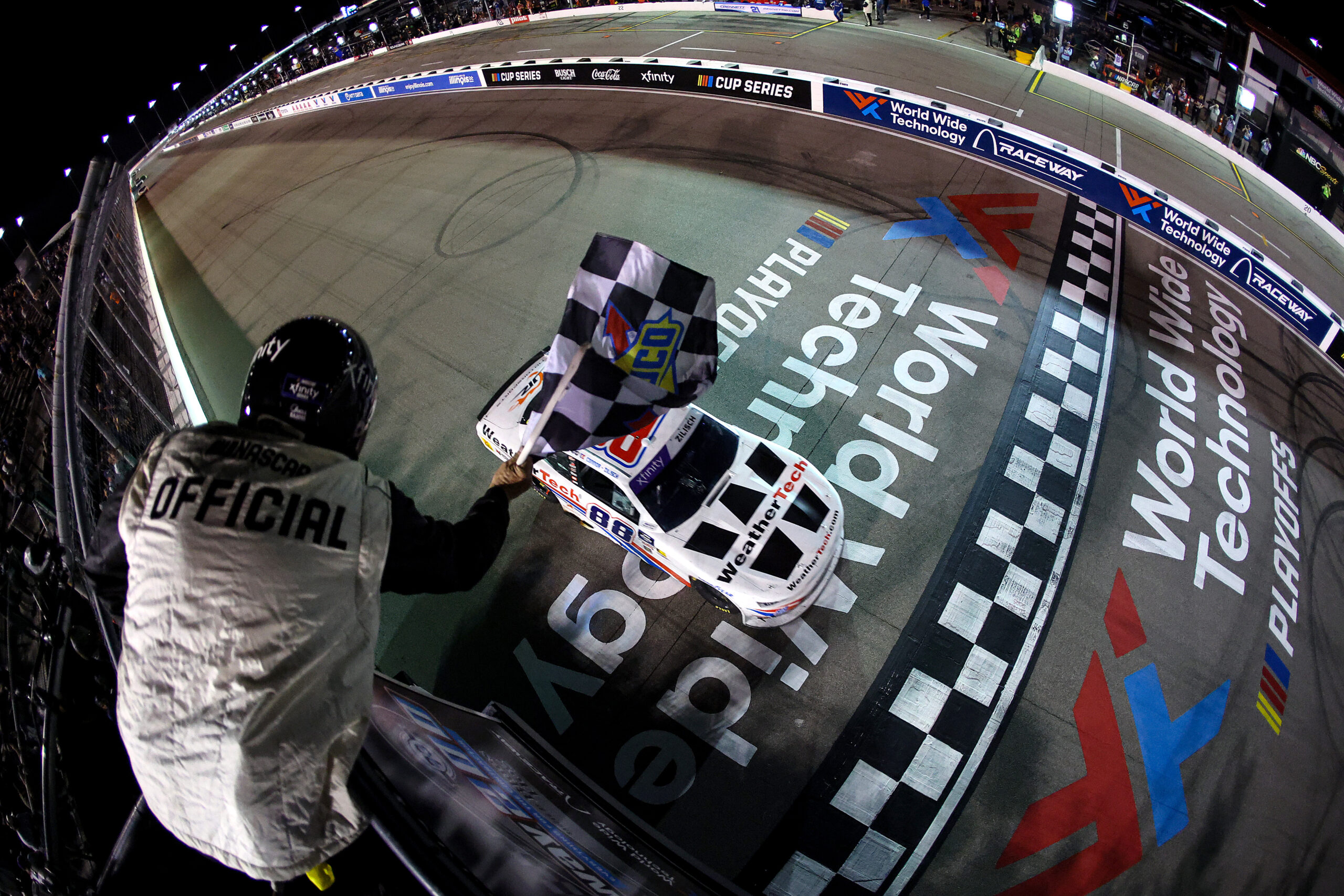 Connor Zilisch wins Xfinity race at Gateway and regular season championship