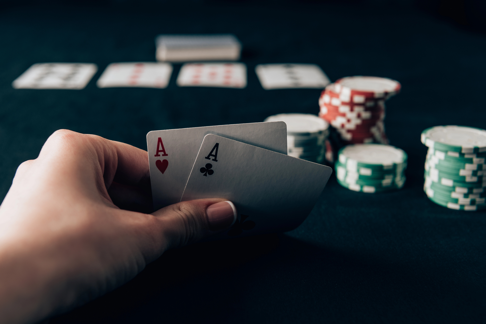 Modern Online Poker Explained: The Tech, Strategy and Player Experience