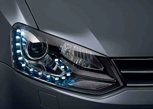 My Headlights Won’t Turn On, How to Check & Fix Them Fast