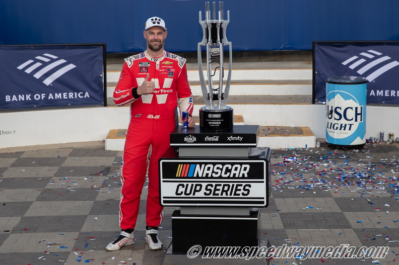 Shane van Gisbergen notches dominant Cup victory at Charlotte Roval; Playoff’s Round of 8 field set