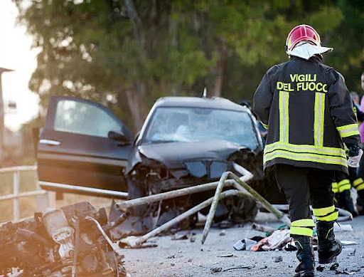 A Complete Step-by-Step Guide to Handling a Car Crash