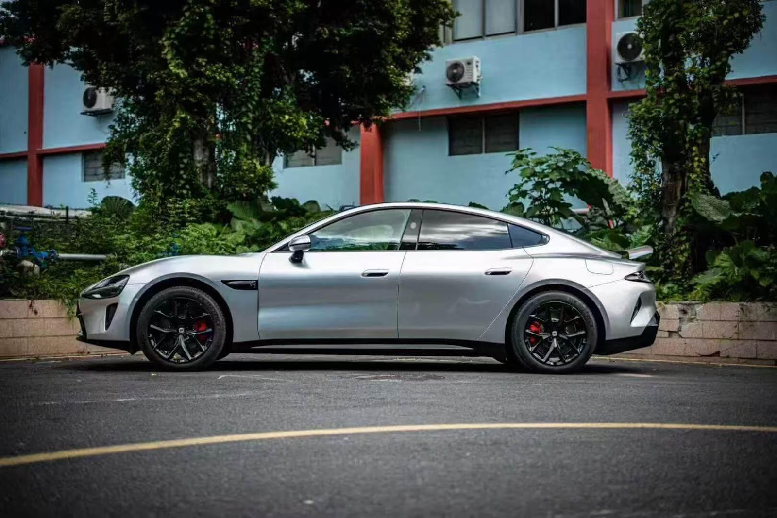 Ultimate Guide to Car Wraps: Professional Solutions for Vehicle Customization and Branding