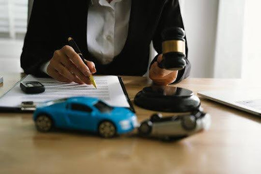 5 Common Questions to Ask a Car Accident Lawyer Before Hiring