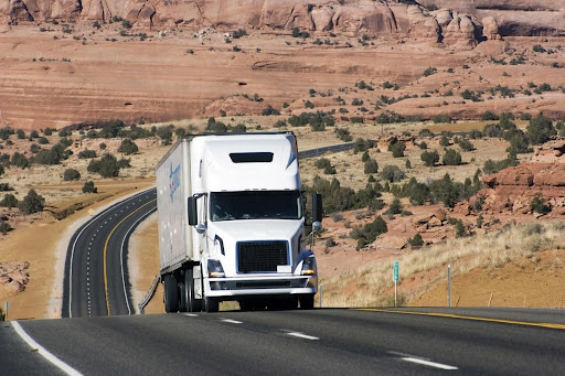 5 Tips to Stay Safe Around Trucks on the Road