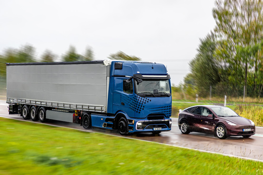 The “No-Zone” Danger: How to Safely Share the Road with Big Vehicles