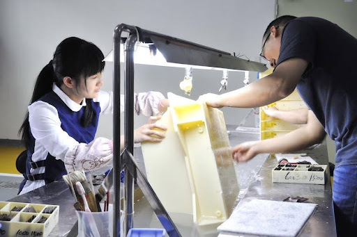 Automotive Rapid Prototyping Development Process: From Design Validation to Functional Testing