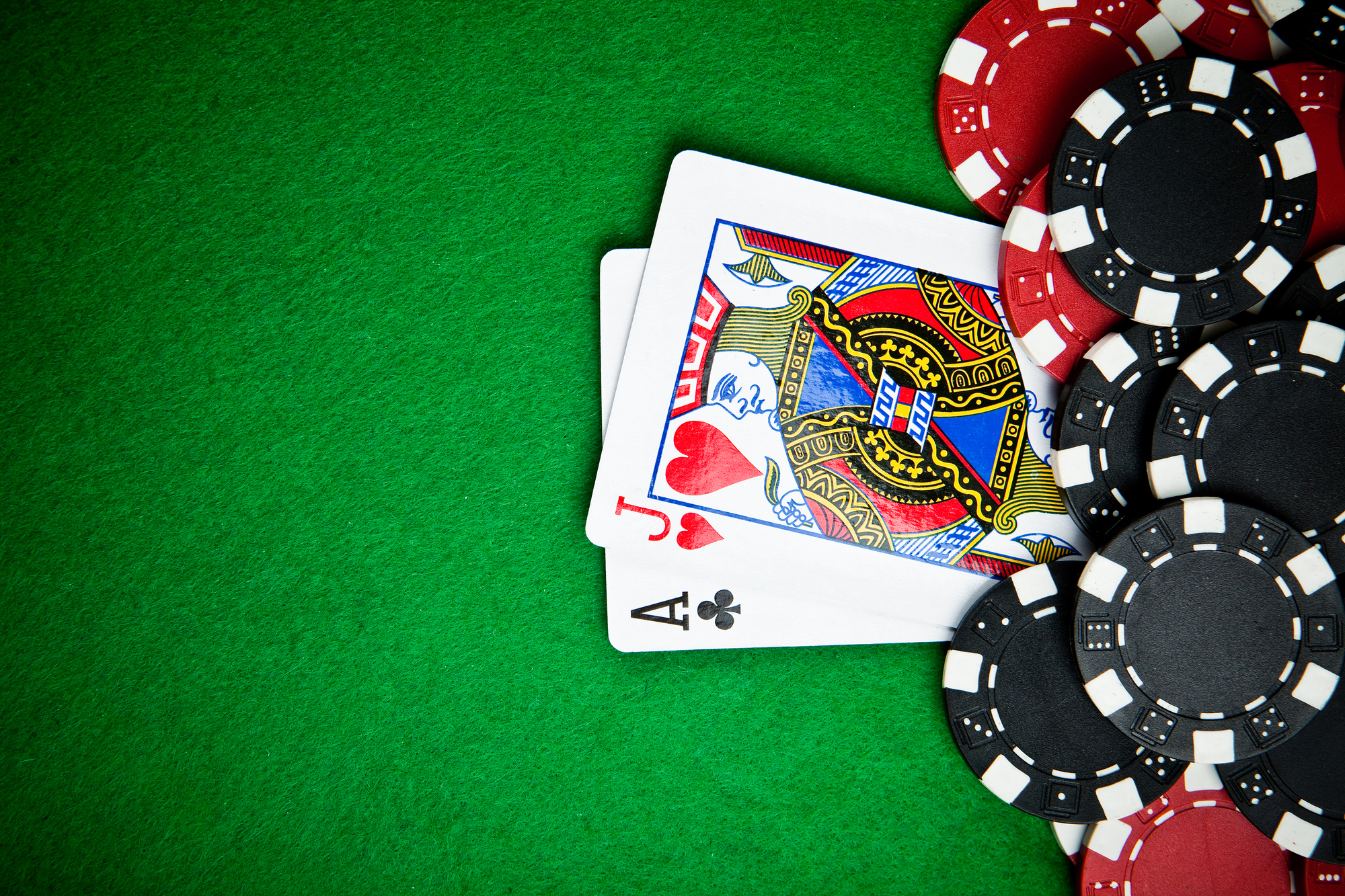What Are the Best Strategies to Win at Baccarat?