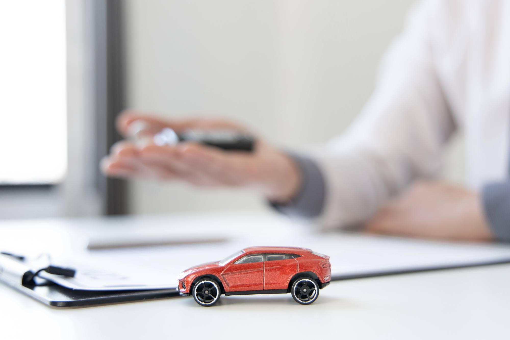 How to Choose the Right Car Refinance Deal in the UK