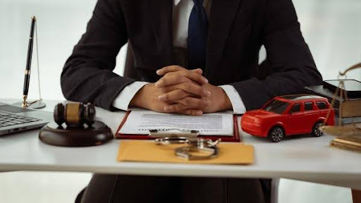 Why Timing Matters When Choosing a Car Accident Lawyer