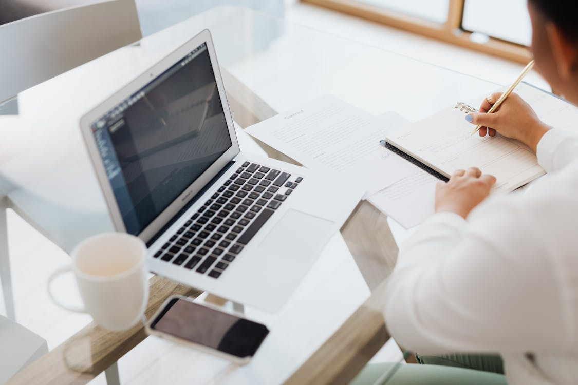 The Role of Content Marketing in eCommerce SEO for Sports Brands