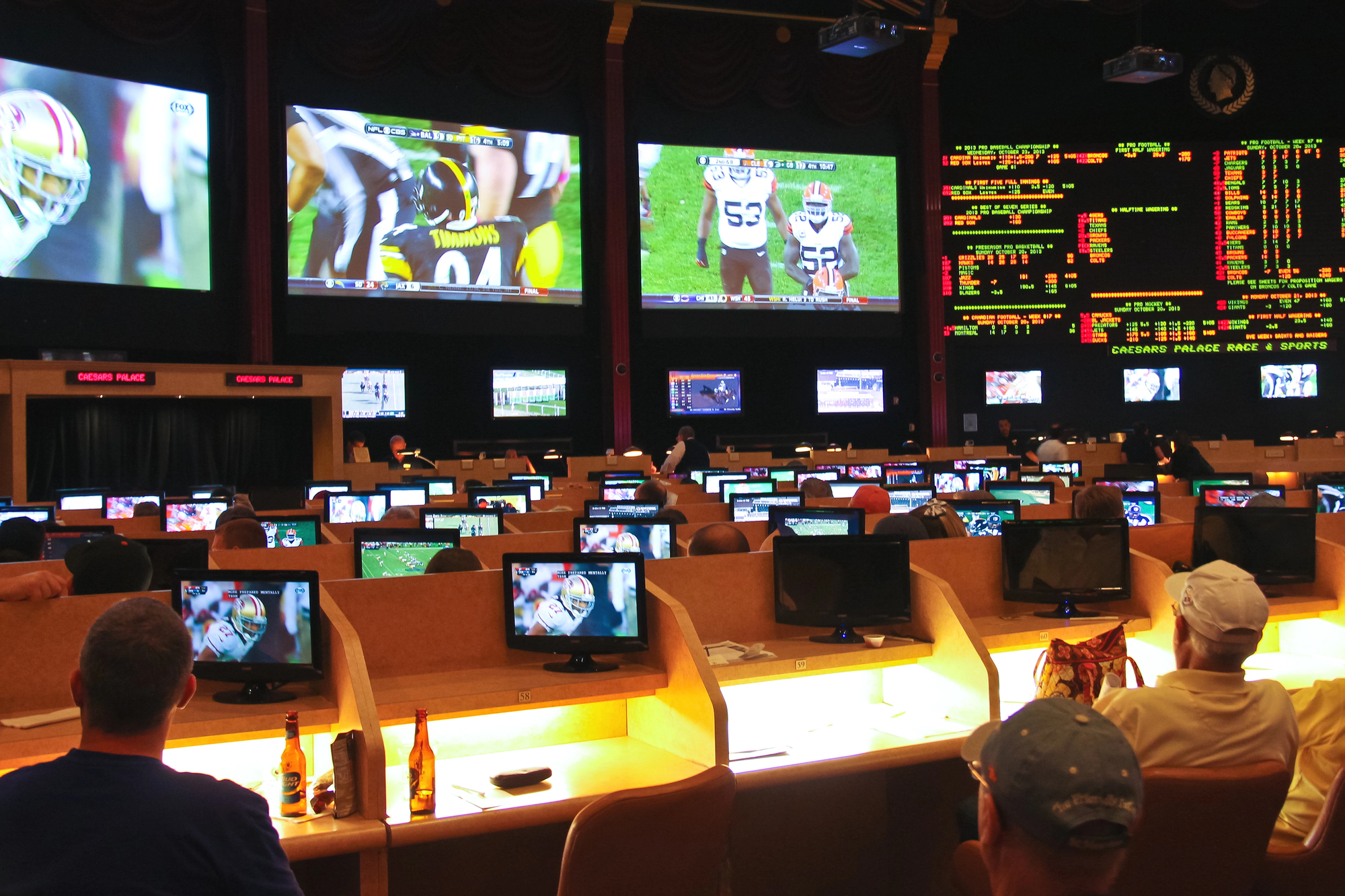 How to Maximize Every Dollar When Sports Betting