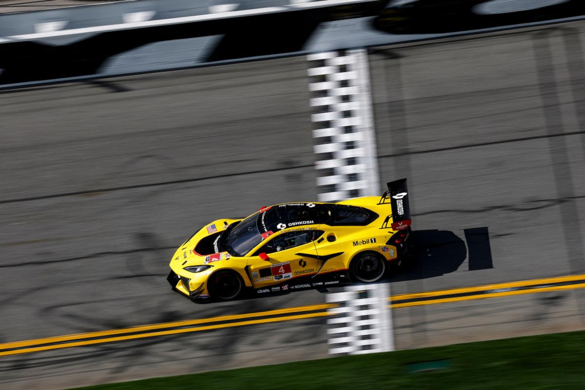 CORVETTE RACING AT DAYTONA: Hope to Heartbreak