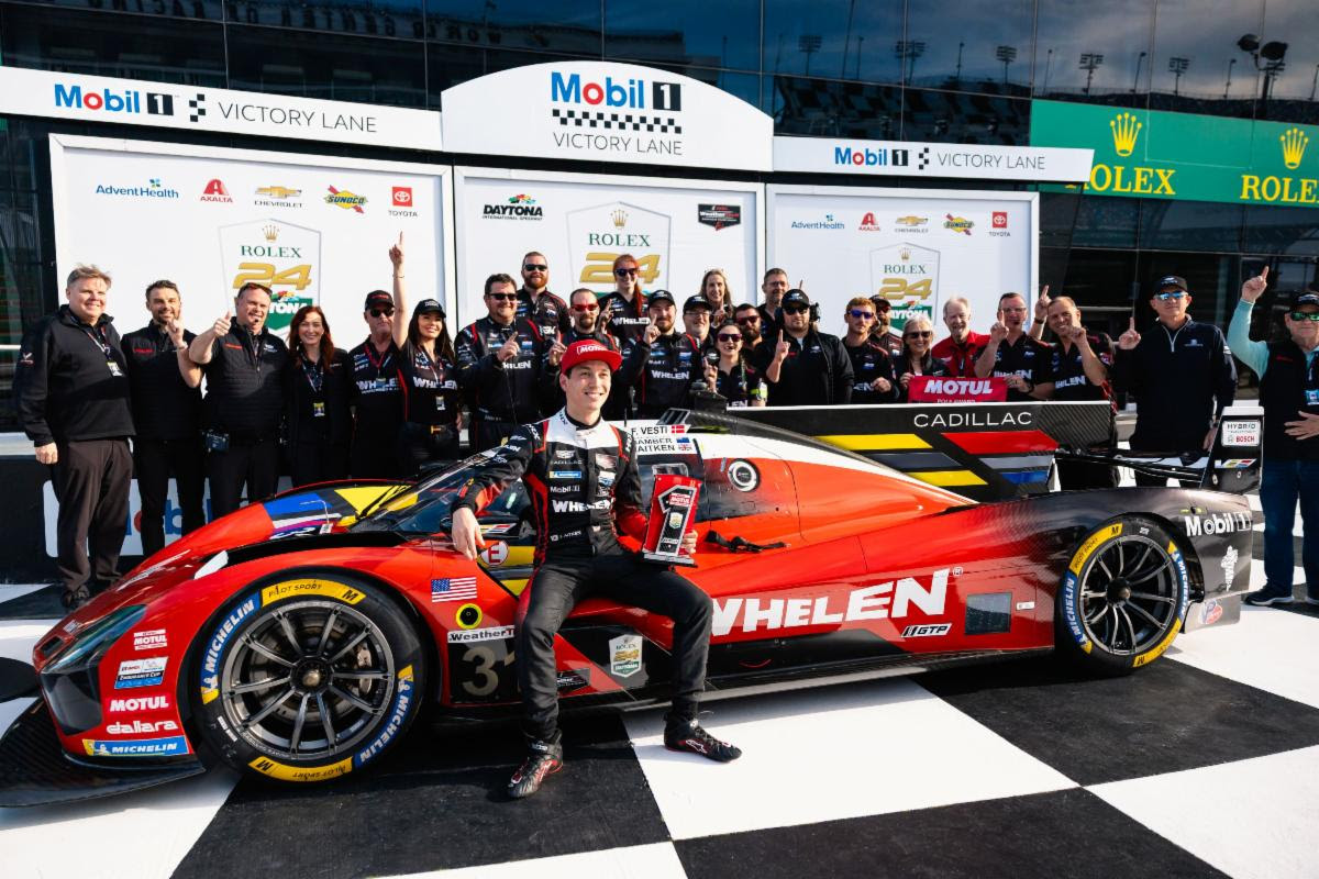 No. 31 Cadillac Wins Pole for Rolex 24 At Daytona