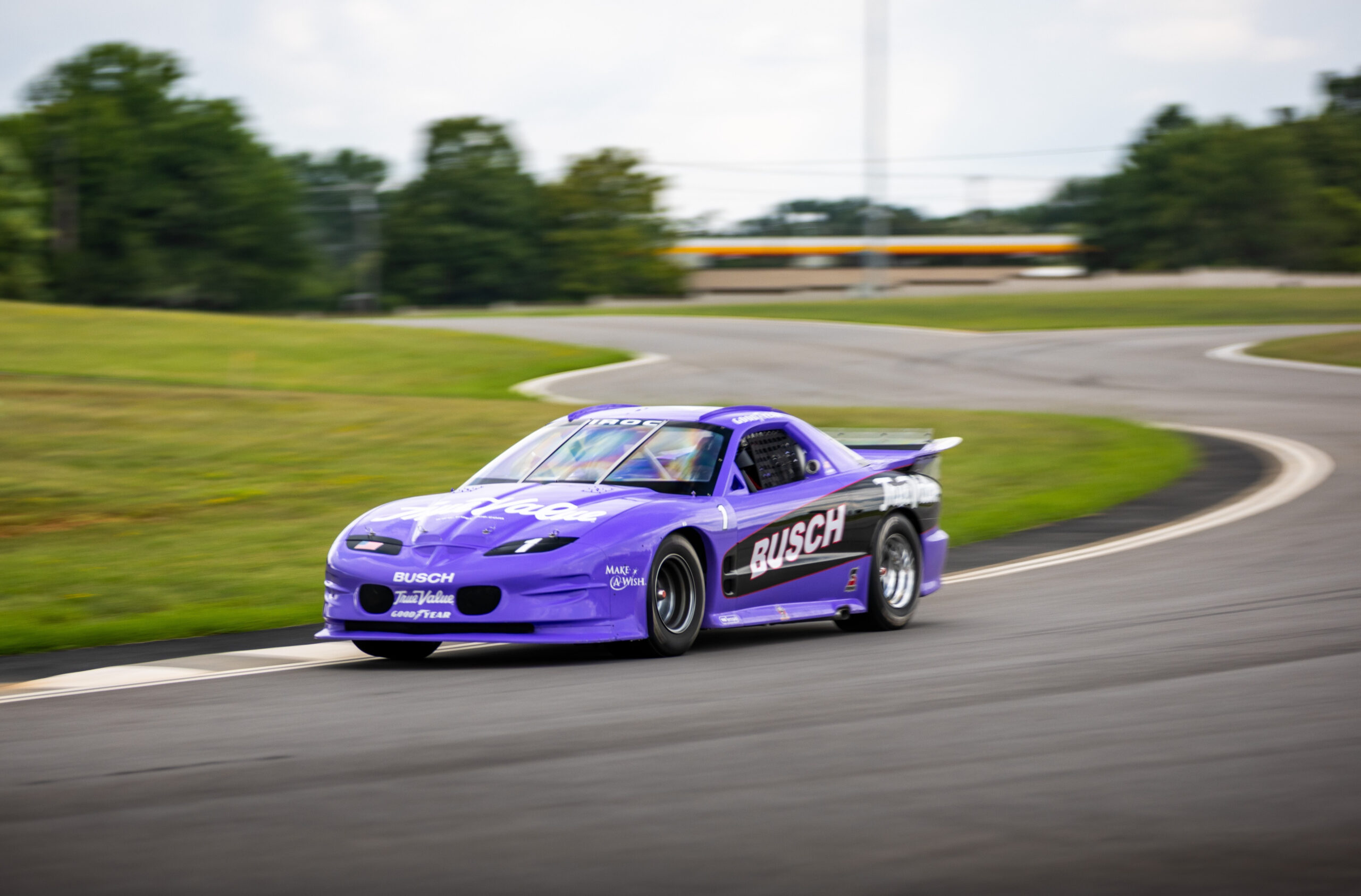 NASCAR Hall of Famers Jeff Gordon and Kurt Busch Join Expanded IROC Lineup at Heritage Invitational