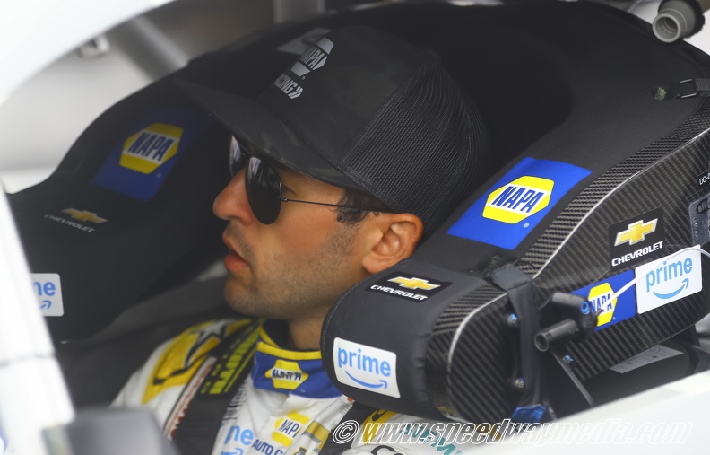 Chase Elliott salvages top-five result despite falling short of first Daytona 500 victory