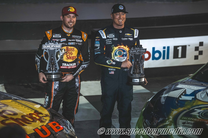 Kyle Busch claims first Daytona 500 pole