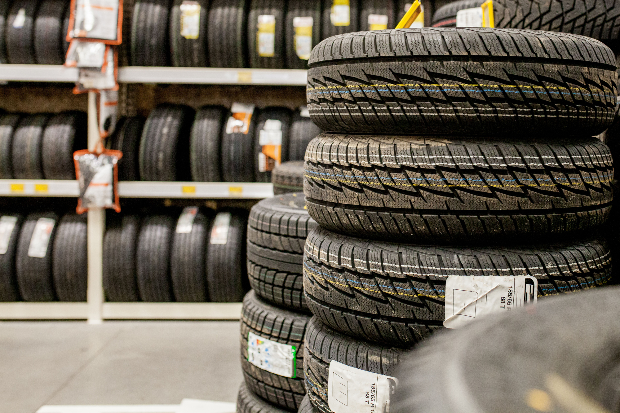 Which Tyre Factors Affect Driving Safety?