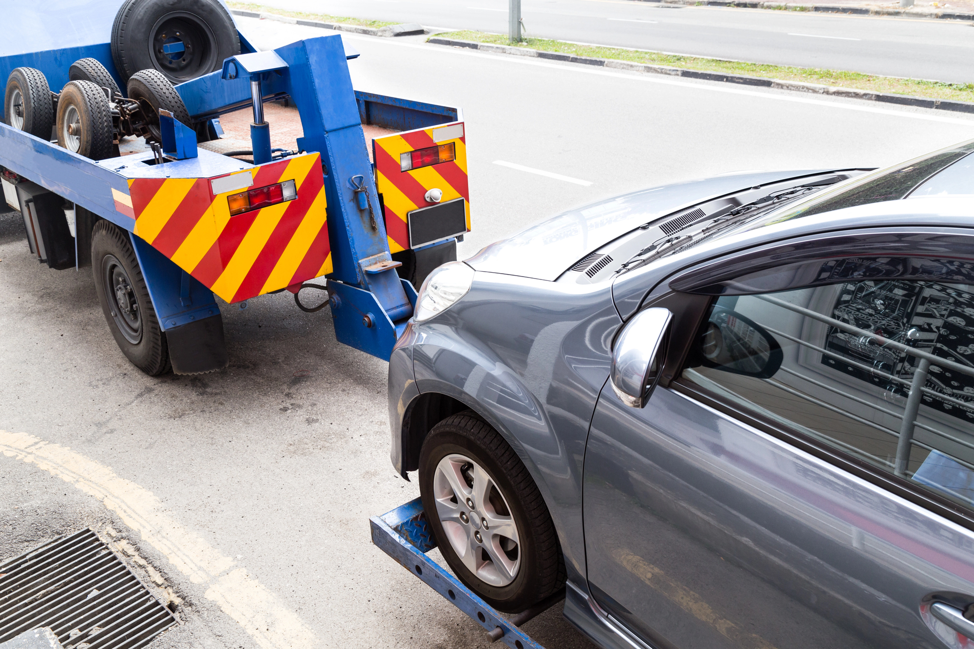 What to Consider When Choosing a Tow Vehicle for Race Weekends