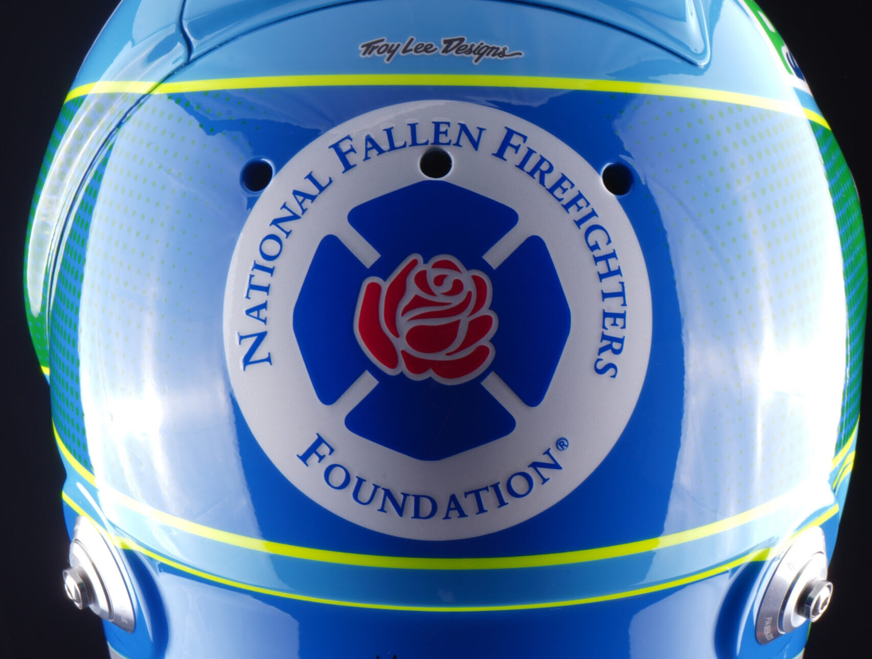 Jimmie Johnson Unveils “Helmet of Heroes” Tribute at DAYTONA 500 Honoring Fallen Firefighters in Partnership with Pye-Barker Fire & Safety