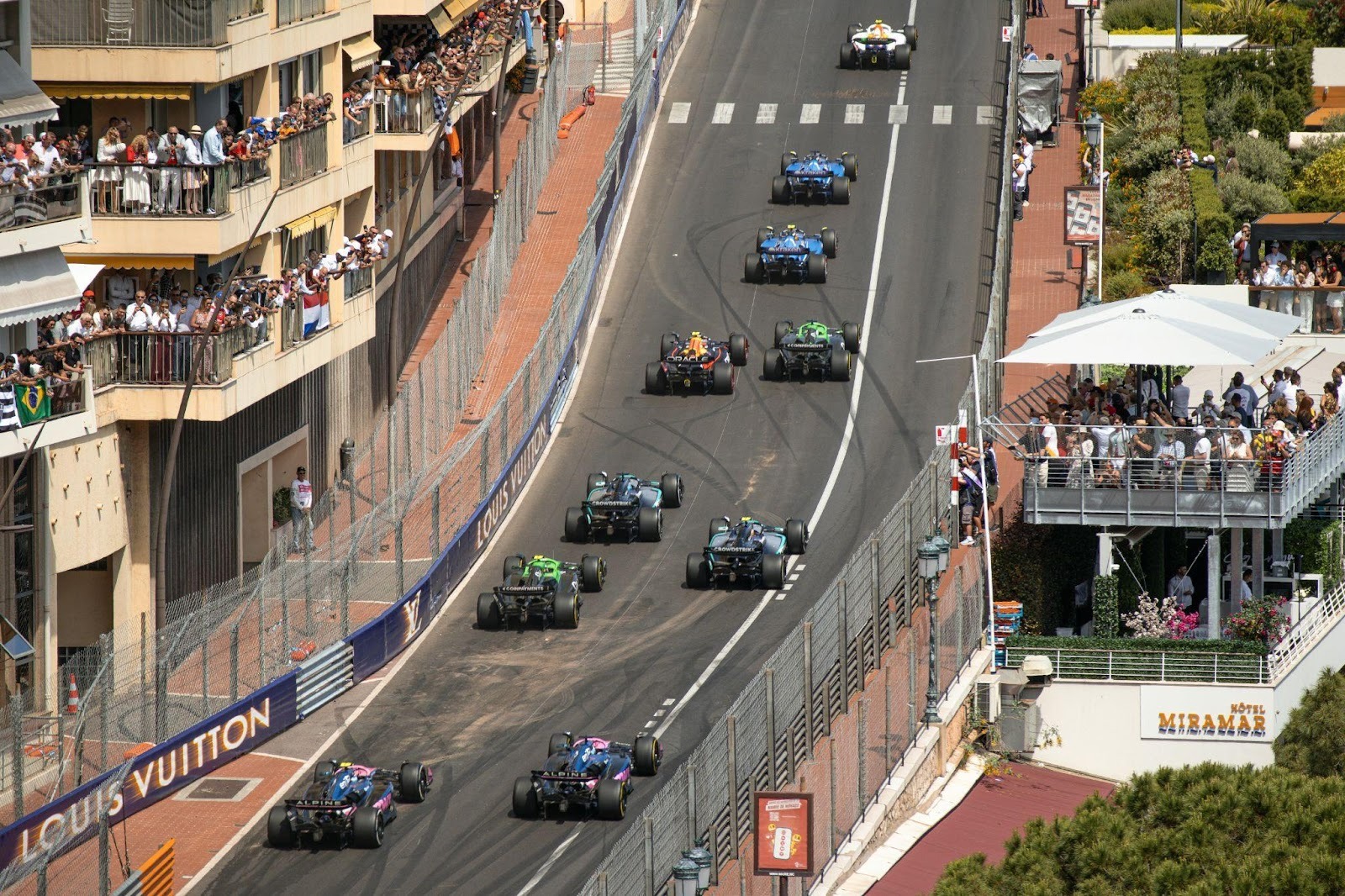 What Makes a Winning Suspension Setup on a Street Circuit