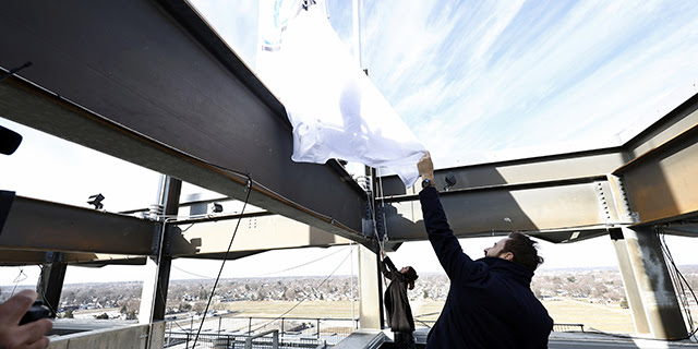 FOX’s Hinchcliffe, Henneberry Raise Flagfor NTT INDYCAR SERIES Season