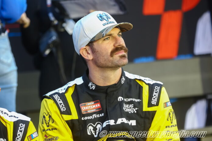 20260321094735-54d74b42-me