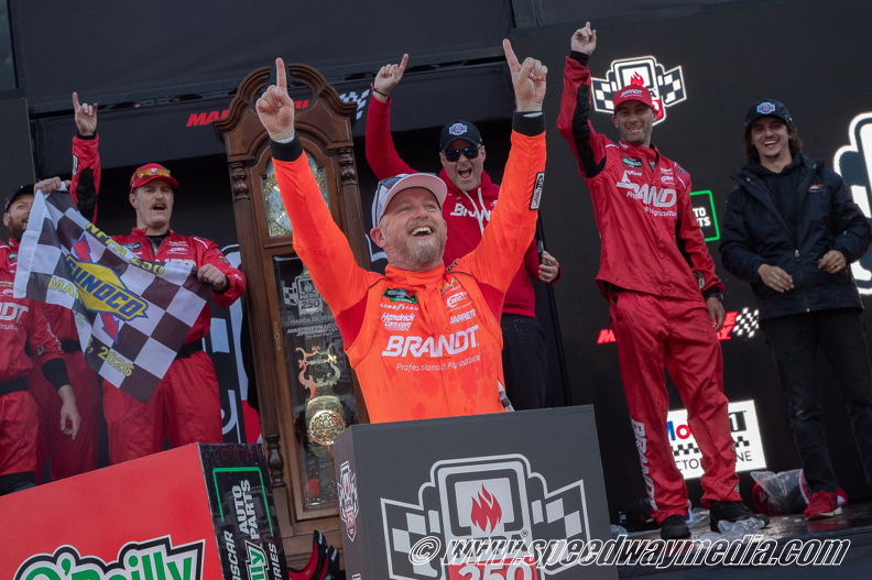 Allgaier survives late chaos for wild O’Reilly victory at Martinsville Allgaier survives late chaos for wild O’Reilly victory at Martinsville