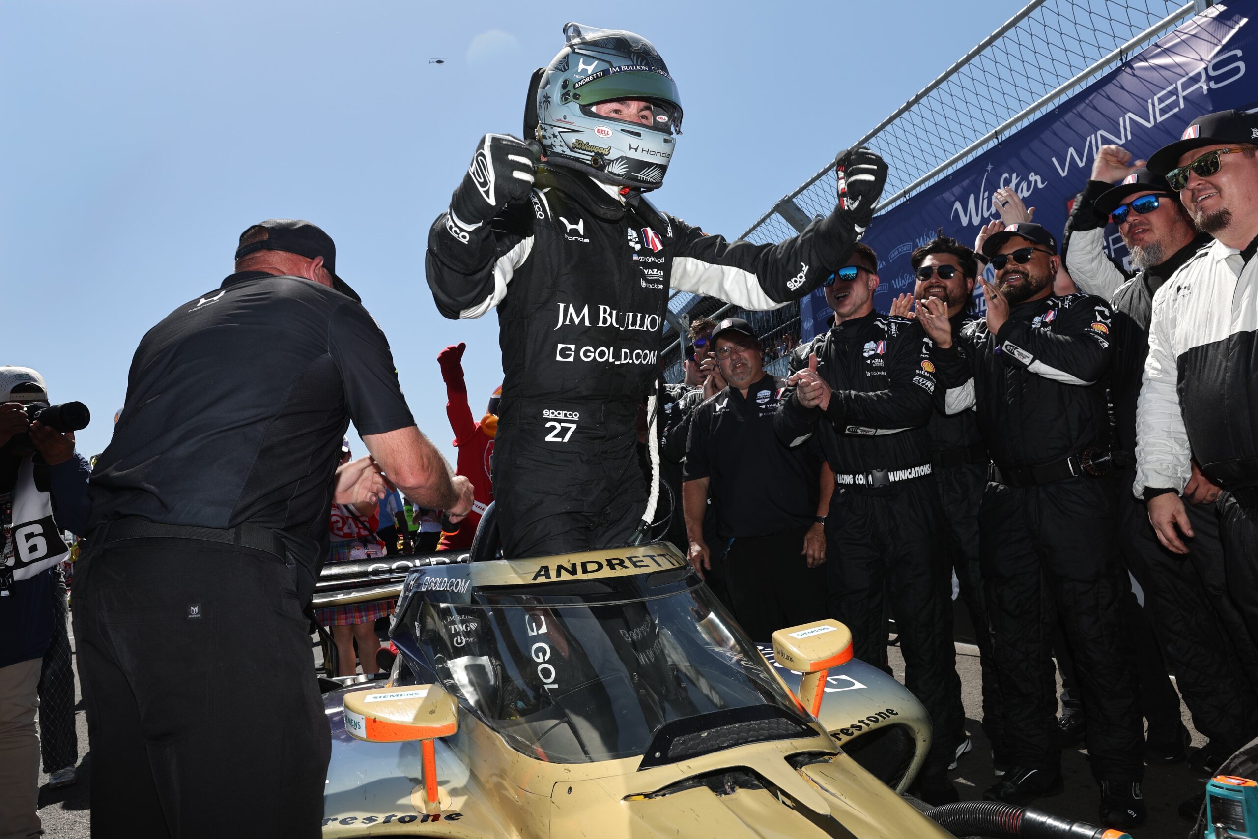 Kyle Kirkwood makes late overtake to win in Arlington Kyle Kirkwood makes late overtake to win in Arlington