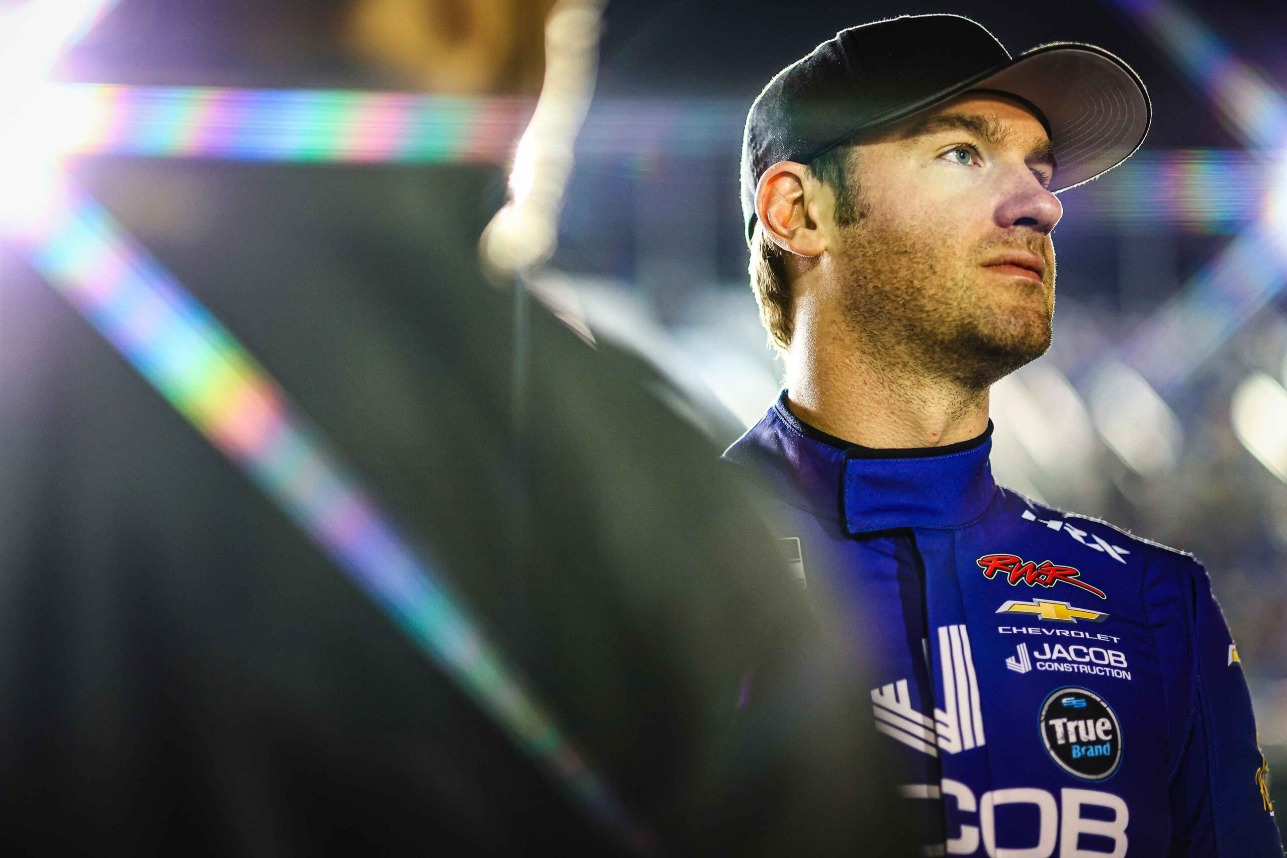 White-Knuckling Darlington’s Red Stripes White-Knuckling Darlington’s Red Stripes