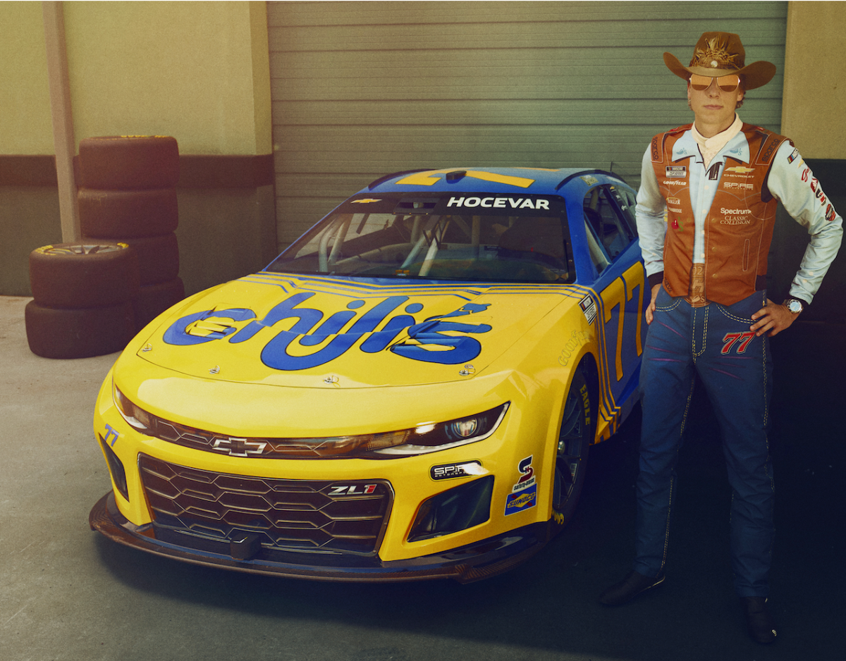 Chili’s Grill & Bar, Spire Motorsports Bring Iconic Throwback To Alumni Weekend Chili’s Grill & Bar, Spire Motorsports Bring Iconic Throwback To Alumni Weekend