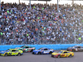 Ford Racing NASCAR – Phoenix 1 Advance