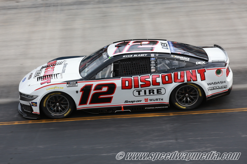 Ryan Blaney scores first Cup pole of 2026 at Bristol Ryan Blaney scores first Cup pole of 2026 at Bristol