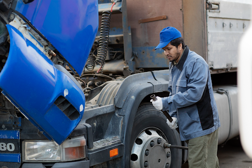 Pros of Working With a Cape Coral Truck Accident Lawyer Pros of Working With a Cape Coral Truck Accident Lawyer