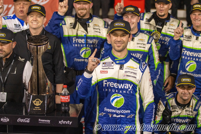 Daniel Suárez uses strategy to win rain-shortened Coca-Cola 600 Daniel Suárez uses strategy to win rain-shortened Coca-Cola 600