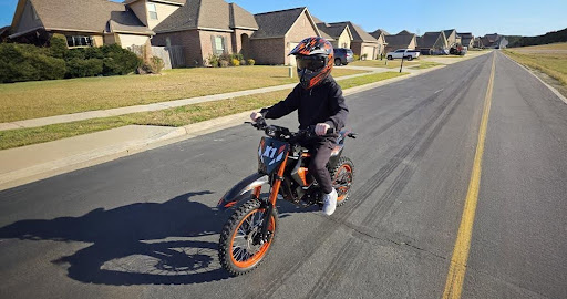 How Electric Dirt Bikes Help Children Develop Outdoor Exploration Skills How Electric Dirt Bikes Help Children Develop Outdoor Exploration Skills