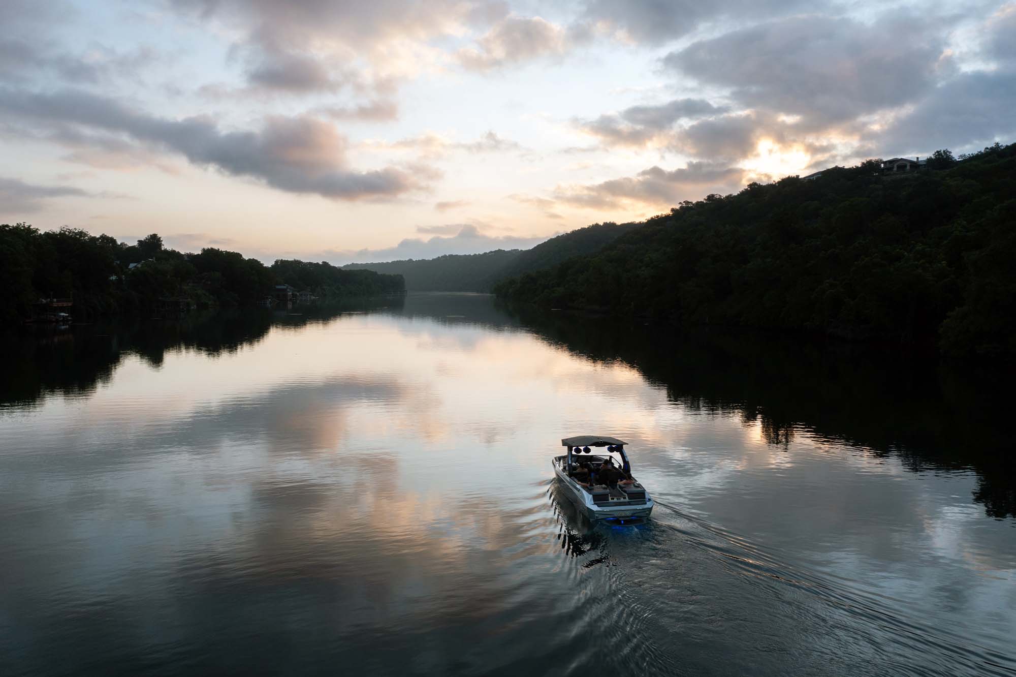 Best Luxury Wake Boat Brands: A Flagship Buyer’s Guide Best Luxury Wake Boat Brands: A Flagship Buyer’s Guide