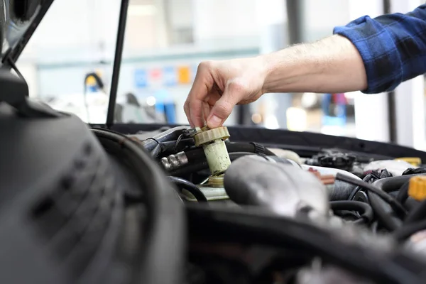Brake Fluid in Motorsport: The Most Overlooked Performance Variable Brake Fluid in Motorsport: The Most Overlooked Performance Variable