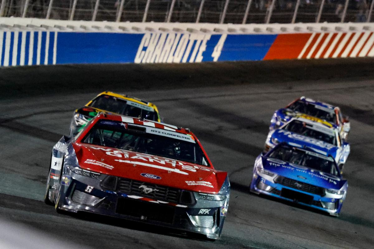 Ford Racing NASCAR – Charlotte 1 Advance Ford Racing NASCAR – Charlotte 1 Advance