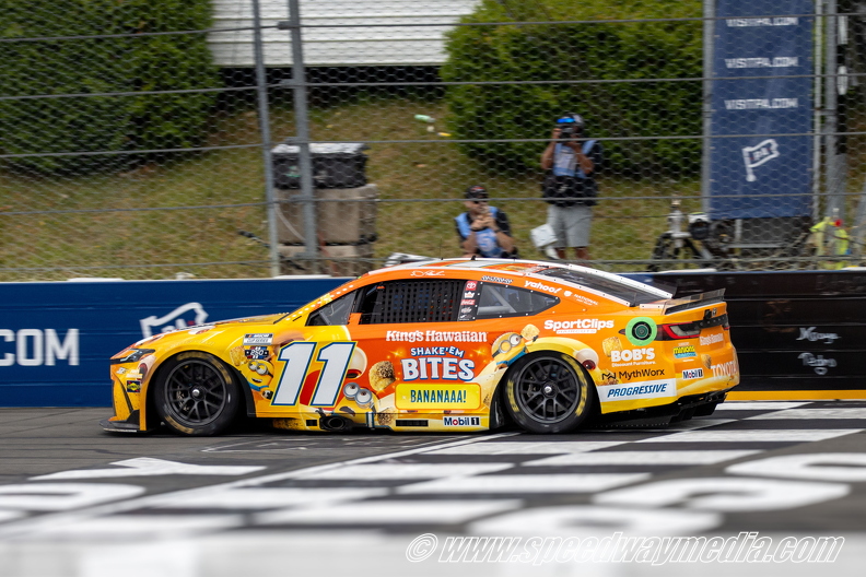 No. 11 King’s Hawaiian Shake ‘Em Bites Toyota Camry XSE