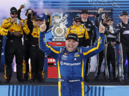 Layne Riggs capitalizes for wild Truck victory at San Diego