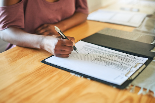 How to Stay on Top of Your Finances When Things Get Tight How to Stay on Top of Your Finances When Things Get Tight