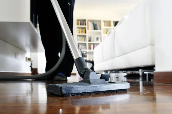 depositphotos_10860945-stock-photo-vacuum-cleaner