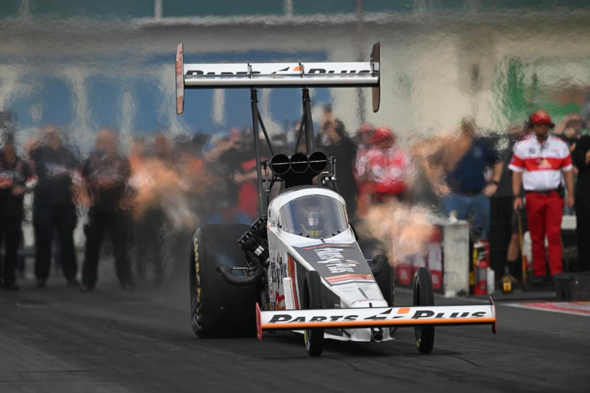 TOP FUEL’S CLAY MILLICAN HOPING GOOD VIBES AT SUMMIT RACING EQUIPMENT NHRA NATIONALS LEADS TO WIN TOP FUEL’S CLAY MILLICAN HOPING GOOD VIBES AT SUMMIT RACING EQUIPMENT NHRA NATIONALS LEADS TO WIN