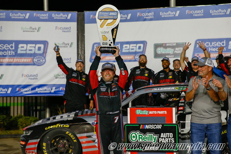 Justin Allgaier survives for wild O’Reilly victory at Atlanta Justin Allgaier survives for wild O’Reilly victory at Atlanta