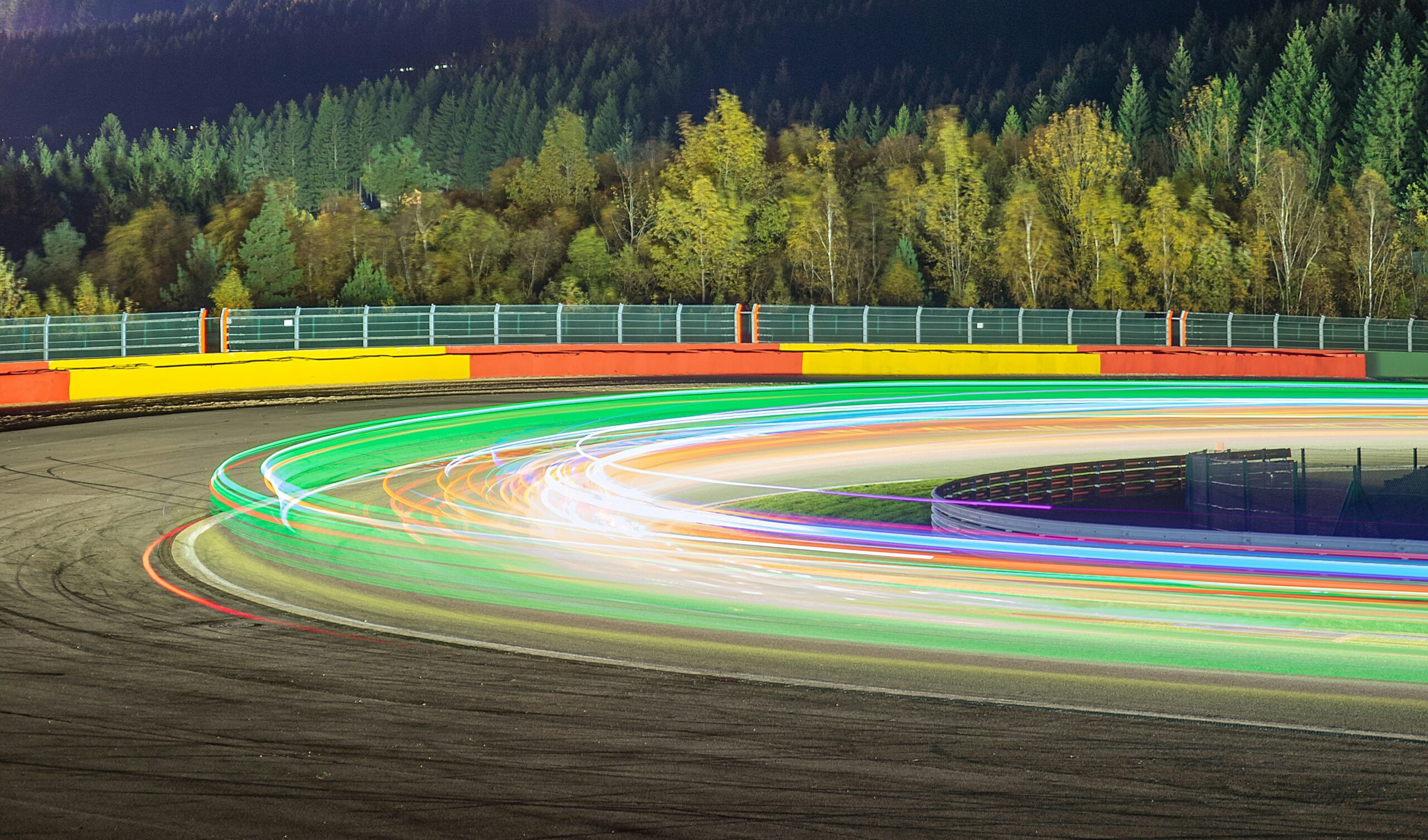 How Modern Fans Follow Motorsport Events Across Multiple Racing Series How Modern Fans Follow Motorsport Events Across Multiple Racing Series
